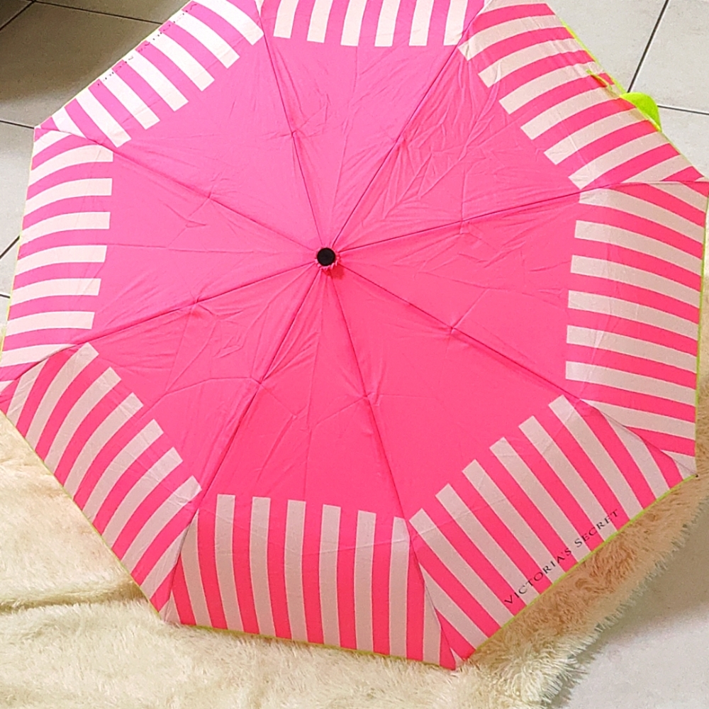 VS umbrella